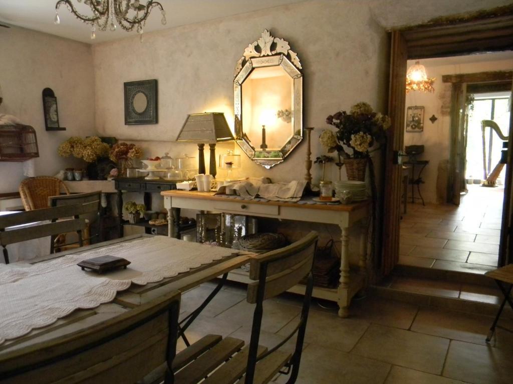 La Grange A Nicolas Baume-les-Messieurs Exterior foto